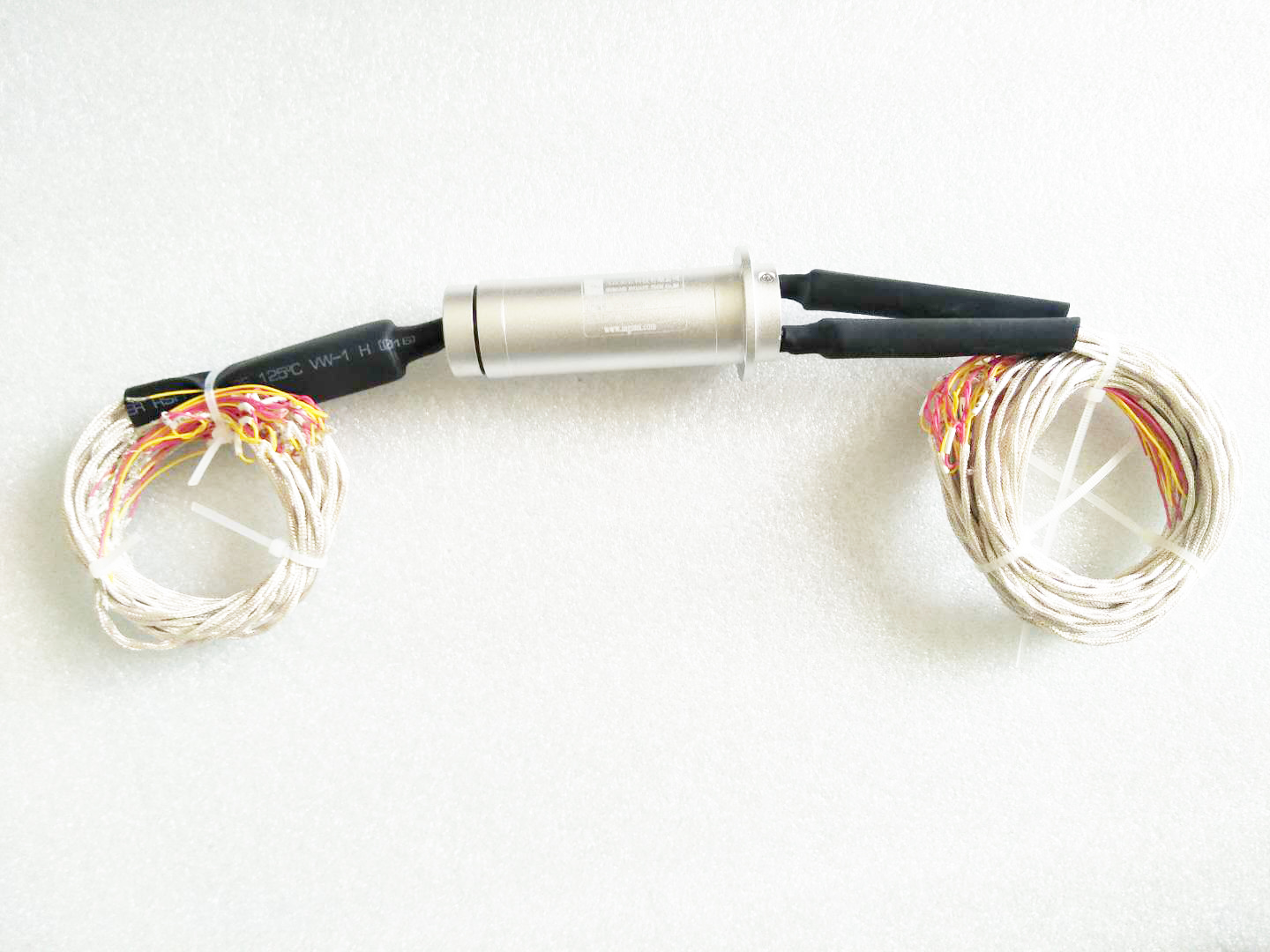 导电香蕉影院在线观看DHS030-40-3A-002 